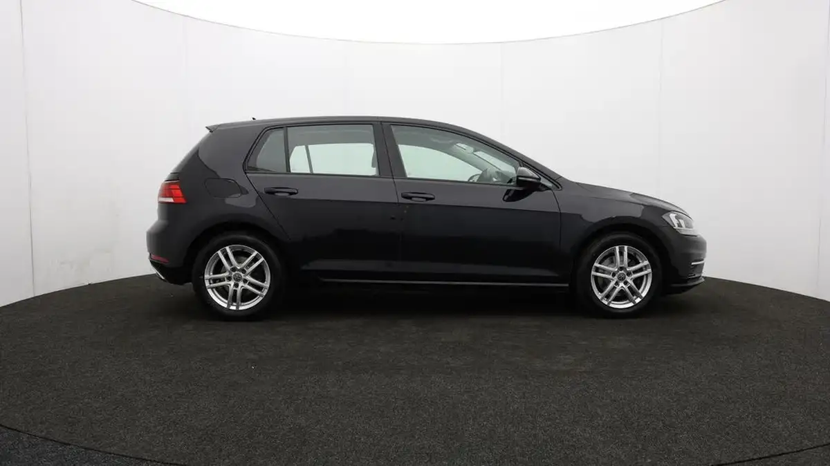 2017-volkswagen-golf-14-tsi-se-nav-ss-hatchback-5d-big-40
