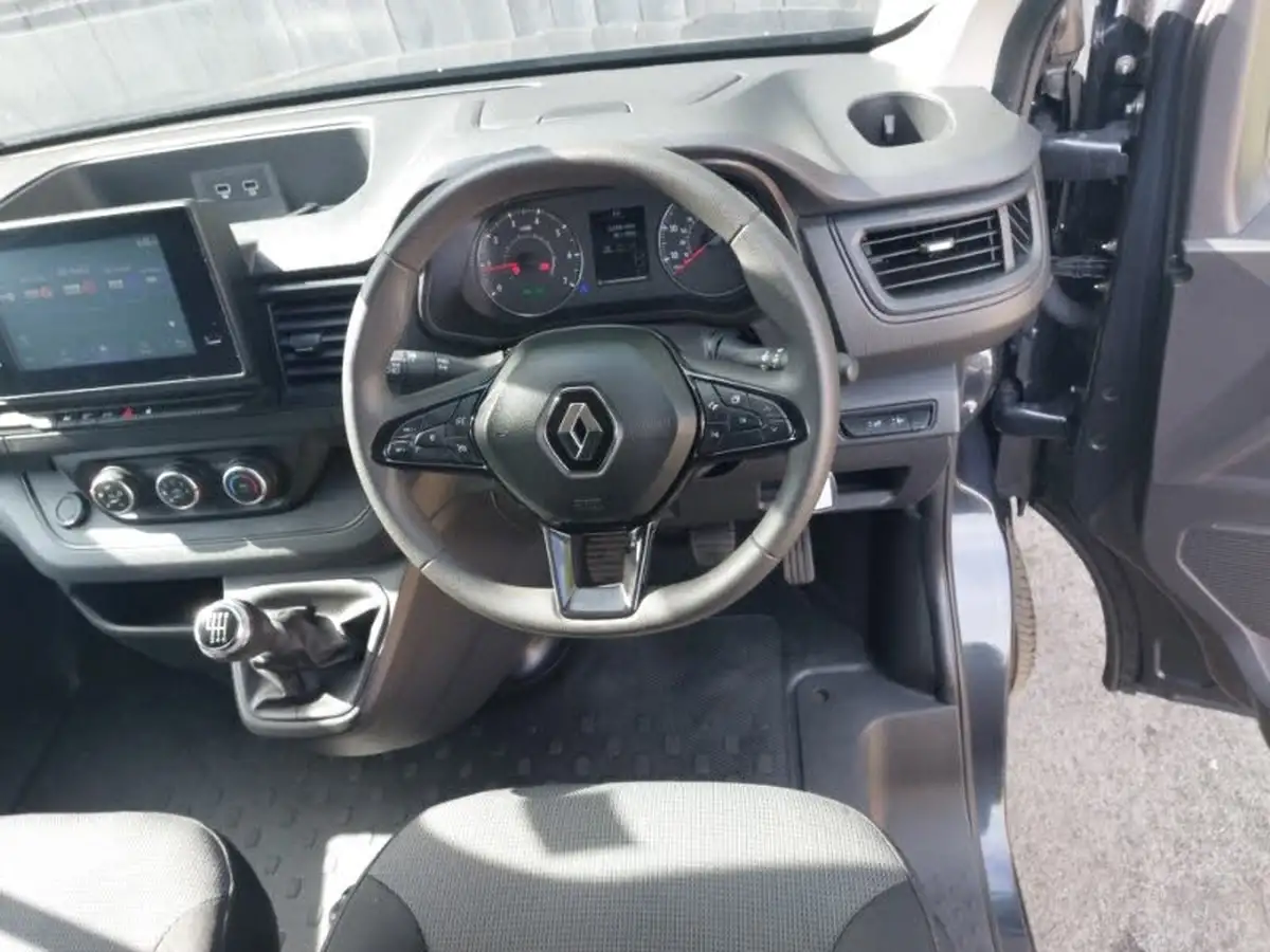 2023-renault-trafic-20dci-ll30-130-advance-eu6d-panel-big-6