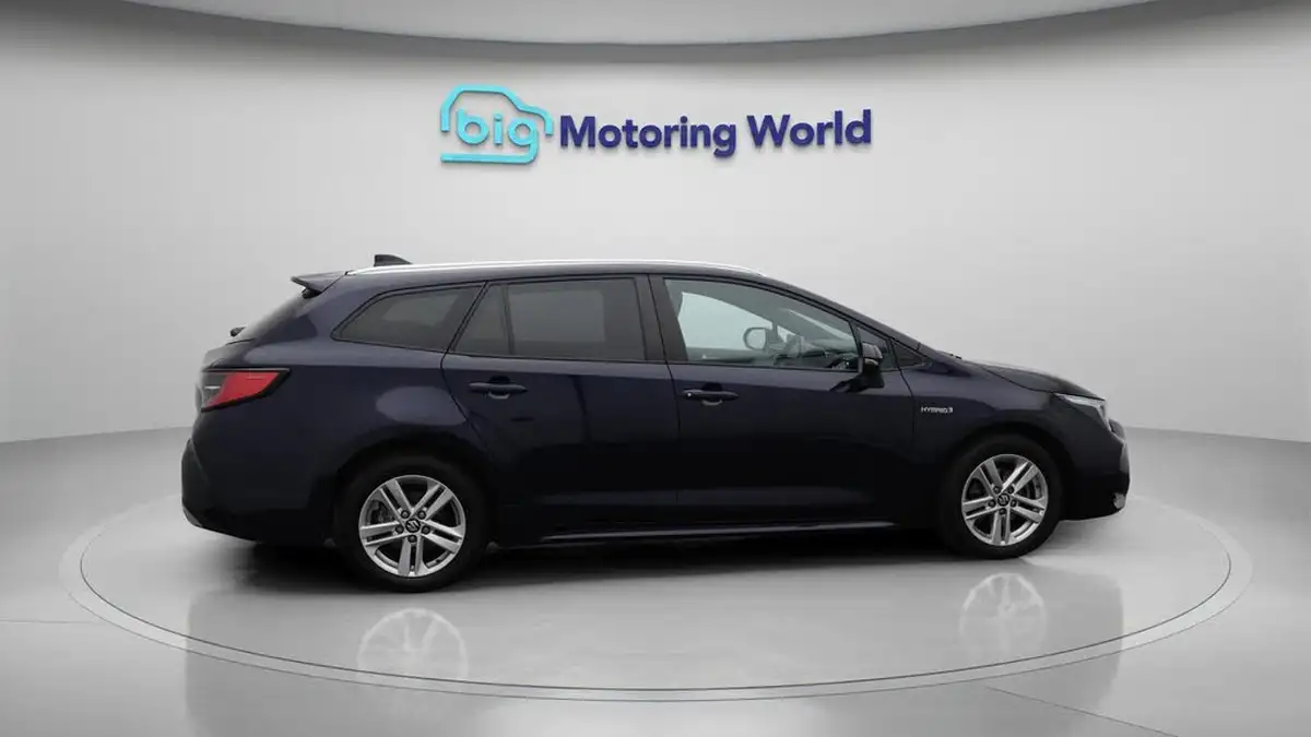 2023-suzuki-swace-18-ultra-big-8