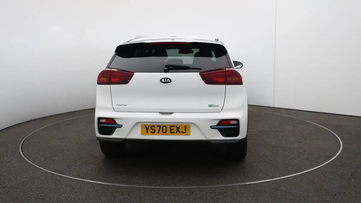 2020-kia-e-niro-ev-4-big-58