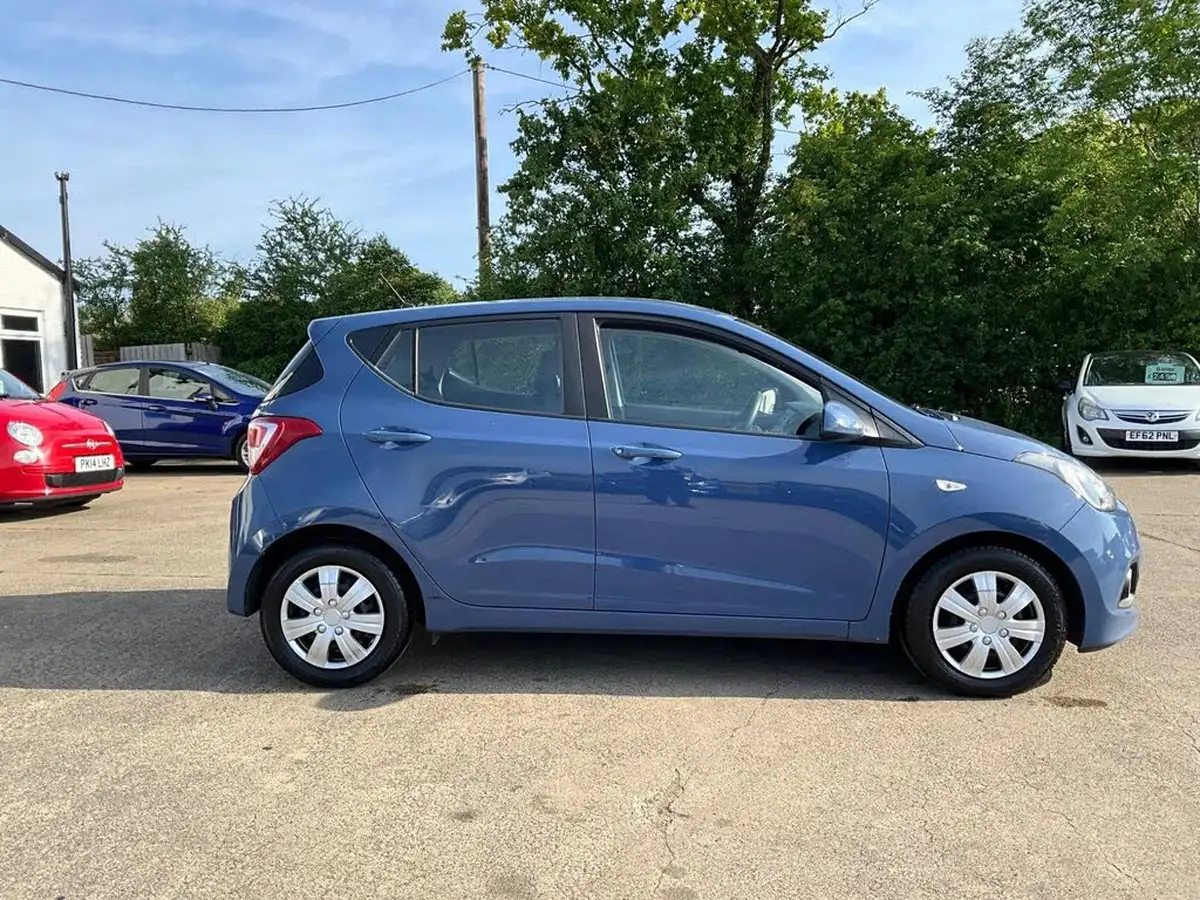 2017-hyundai-i10-10-se-big-22