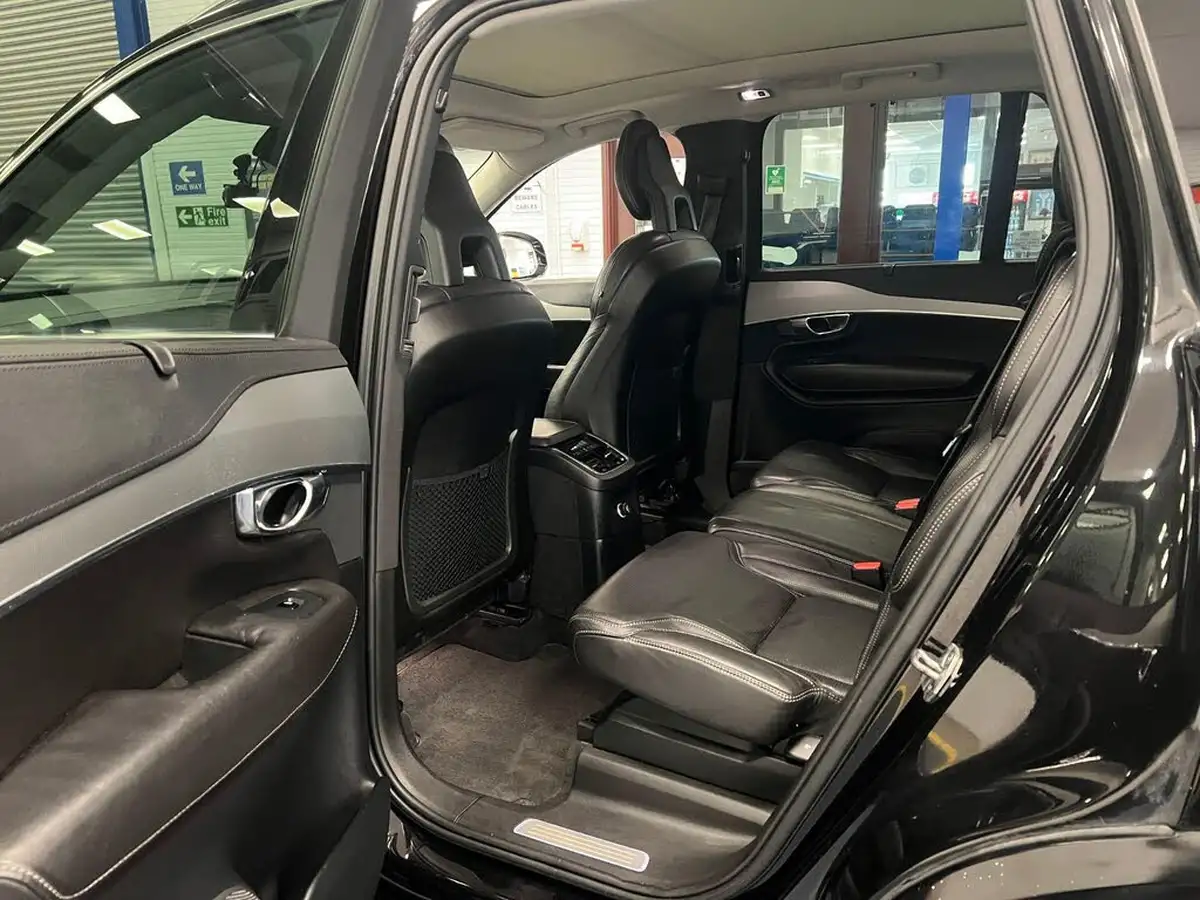 2016-volvo-xc90-20-inscription-t8-384bhp-hybrid-big-7