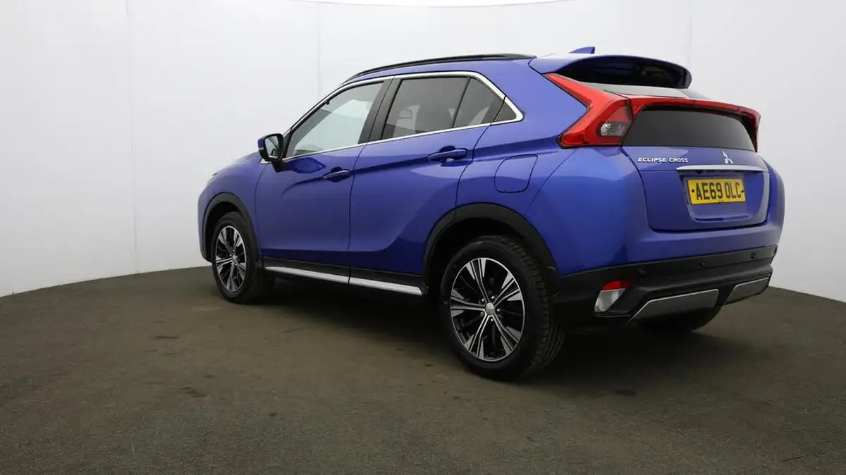2019-mitsubishi-eclipse-cross-15-exceed-big-39