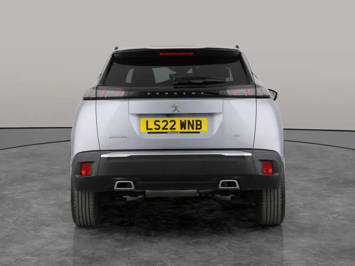 2022-peugeot-2008-suv-12-puretech-gt-big-8