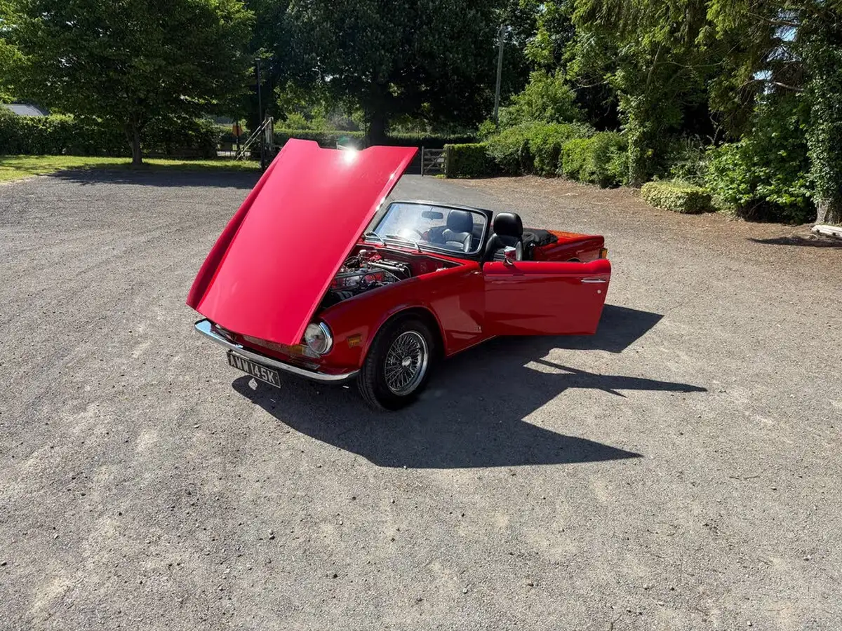 1971-triumph-tr6-convertible-big-31