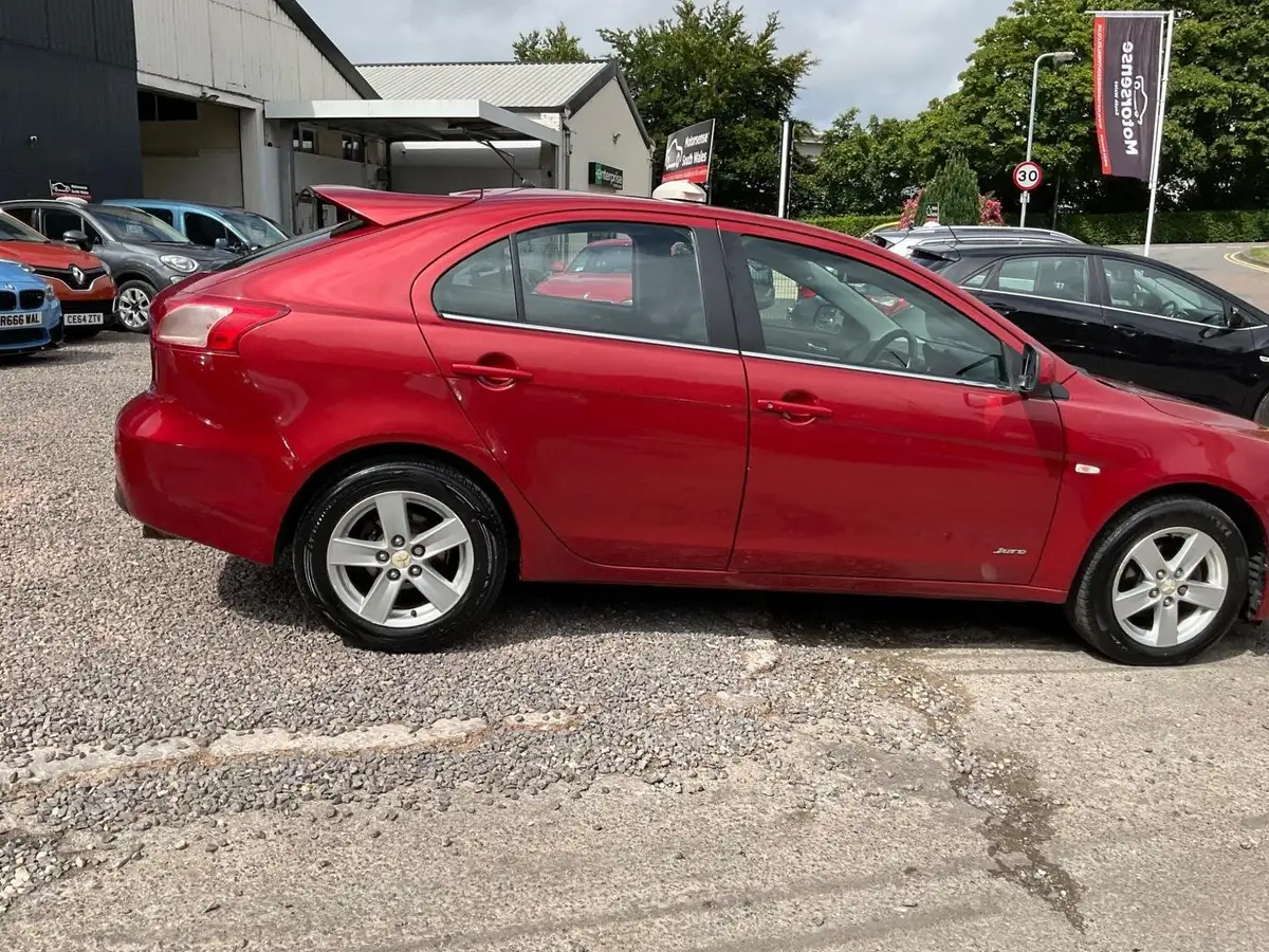 2011-mitsubishi-lancer-20td-juro-big-60