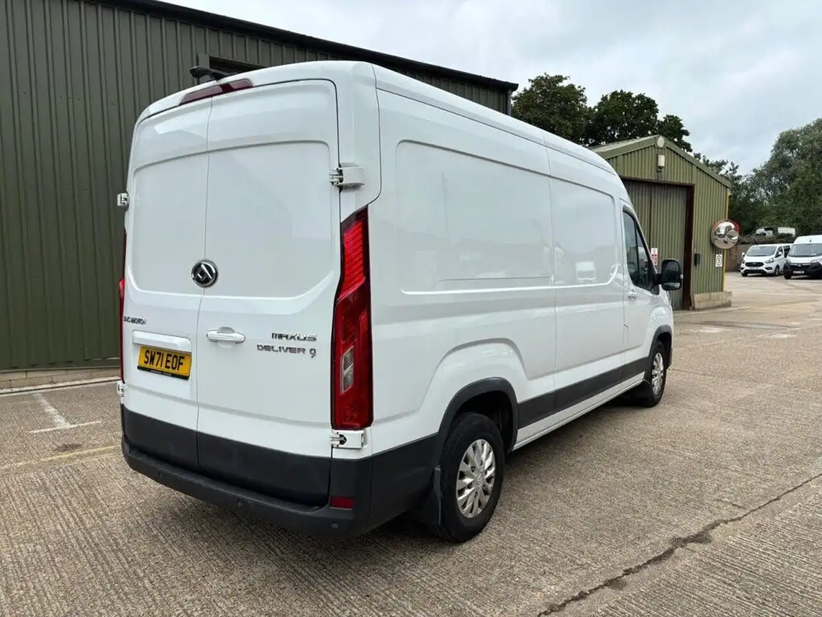 2021-maxus-deliver-9-20tdi-l3h2-lux-big-3