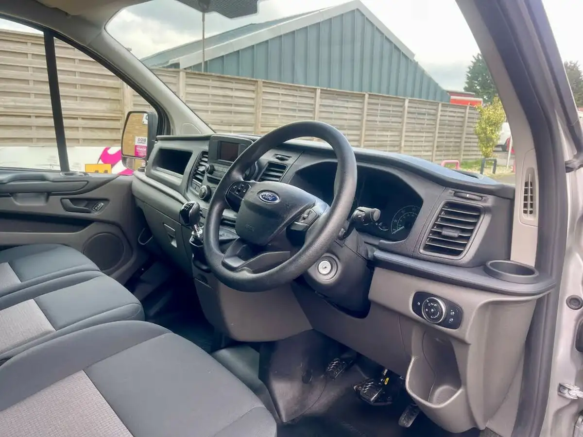 2020-ford-transit-custom-20tdci-340-l1h1-leader-130pseu6dt-big-16