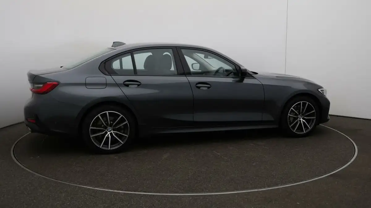 2020-bmw-3-series-20-330e-sport-pro-saloon-4d-big-43