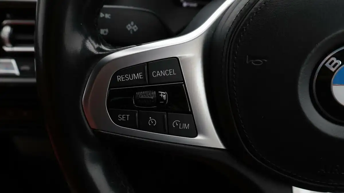 2021-bmw-1-series-15td-116d-m-sport-lcp-dct-big-24