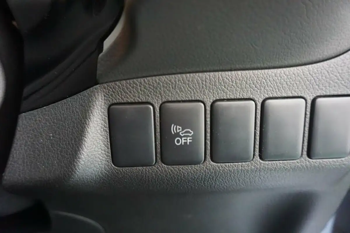 2015-mitsubishi-outlander-20-gx3h-phev-5st-big-19