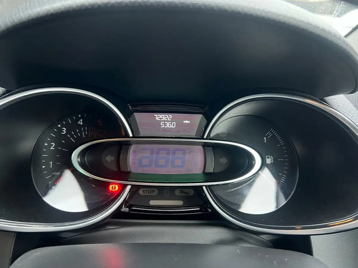 2018-renault-clio-15dci-iconic-big-36