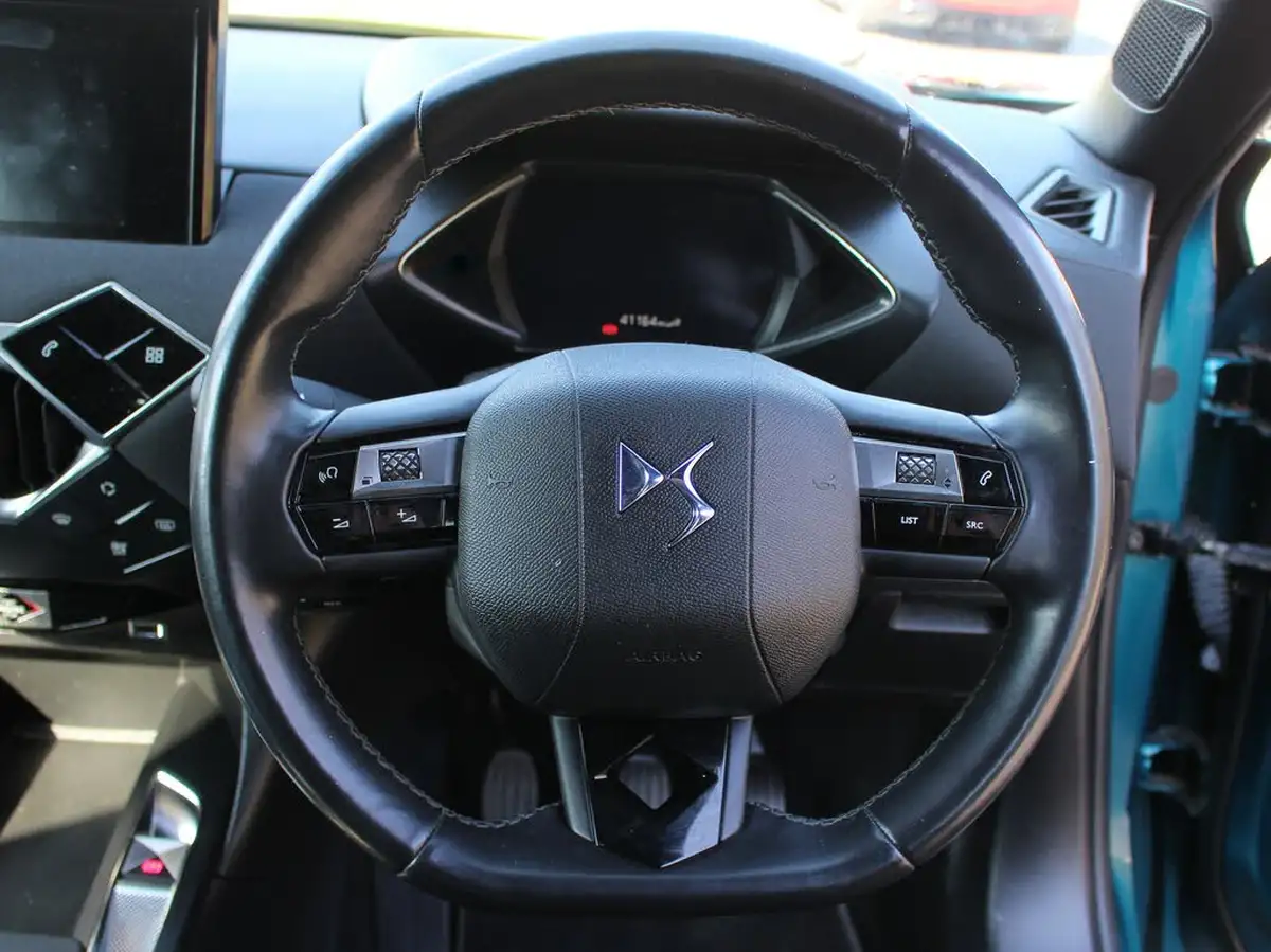 2019-ds-ds-3-crossback-12-puretech-elegance-100ps-big-17