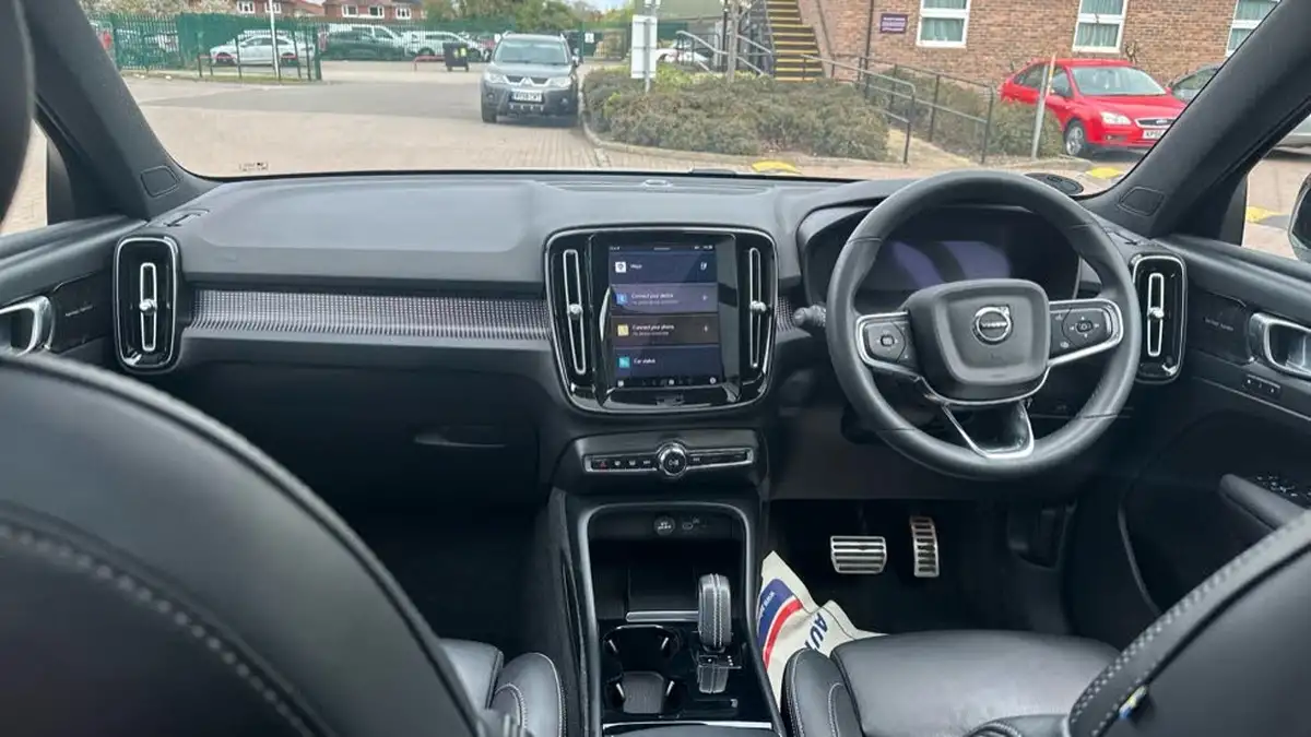 2021-volvo-c40-e-twin-recharge-pro-big-5