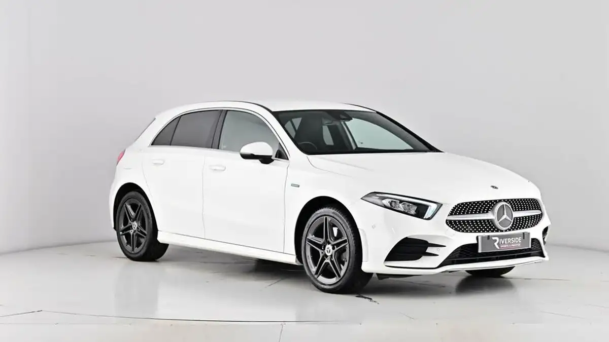2021-mercedes-benz-a-class-13-a250e-amg-line-executive-hatchback-5d-big-49