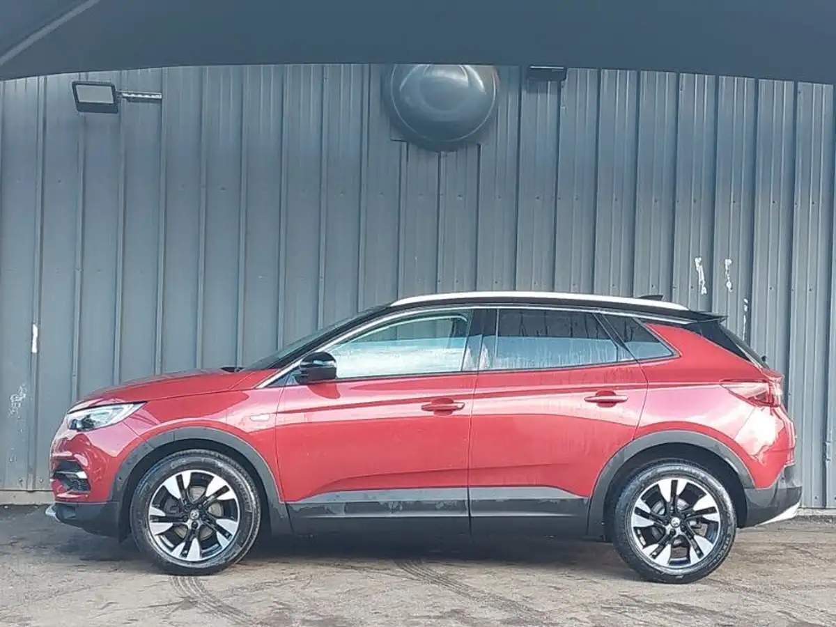 2021-vauxhall-grandland-x-12-griffin-big-3