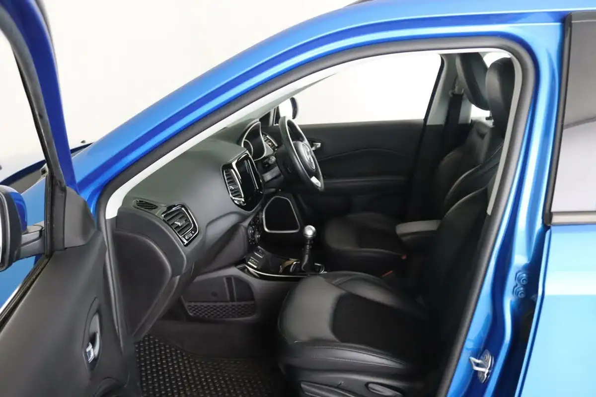 2020-jeep-compass-14-multiair-ii-night-eagle-big-9