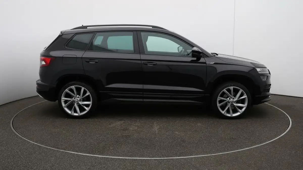 2021-skoda-karoq-20tdi-sportline-big-44