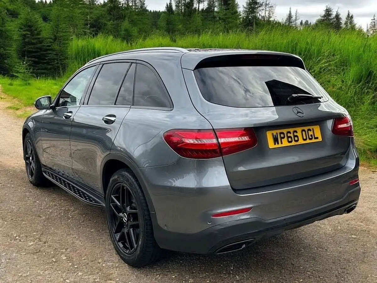 2016-mercedes-benz-glc-class-21d-glc250d-amg-line-premium-plusss-station-wagon-big-11