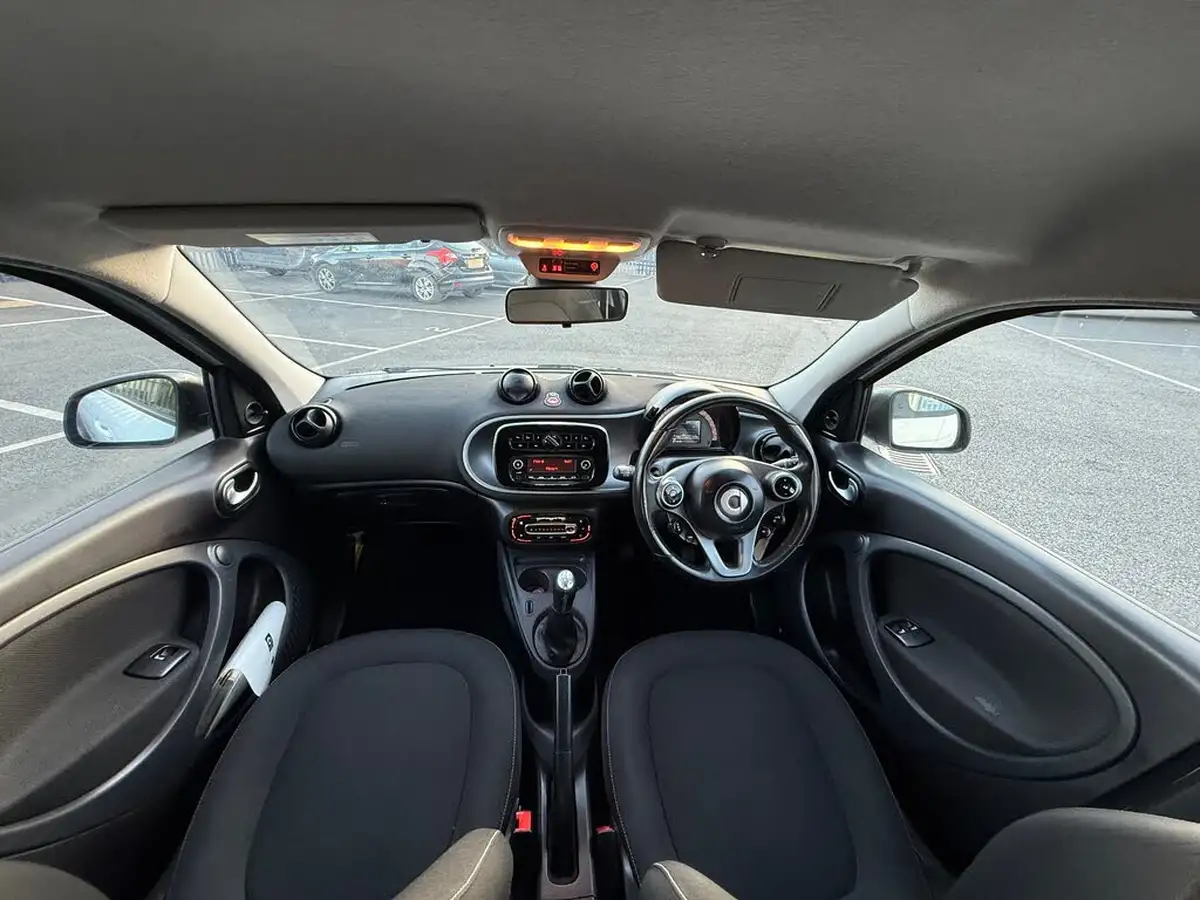 2016-smart-forfour-10-passion-71bhp-ss-big-25