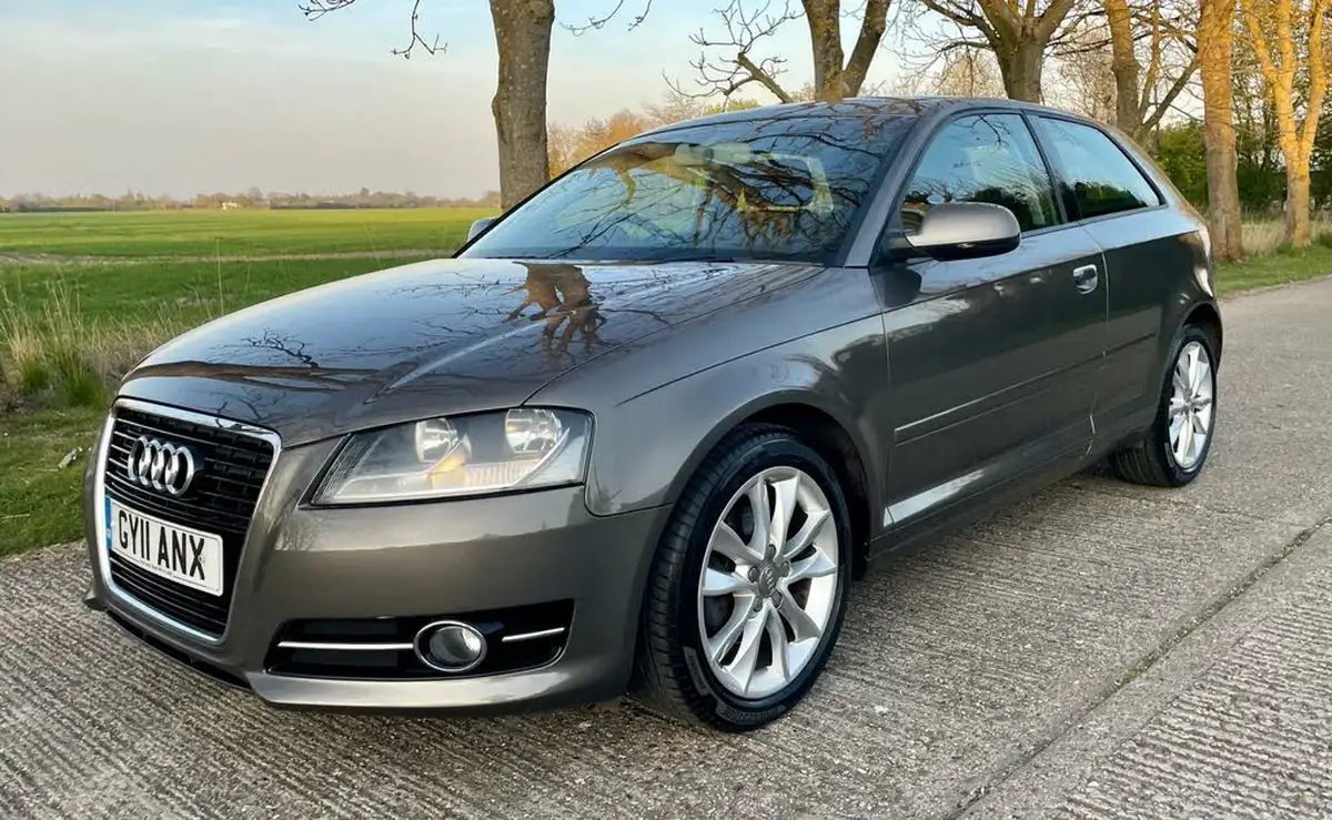2011-audi-a3-14-sport-tfsi-hatchback-3d-big-13