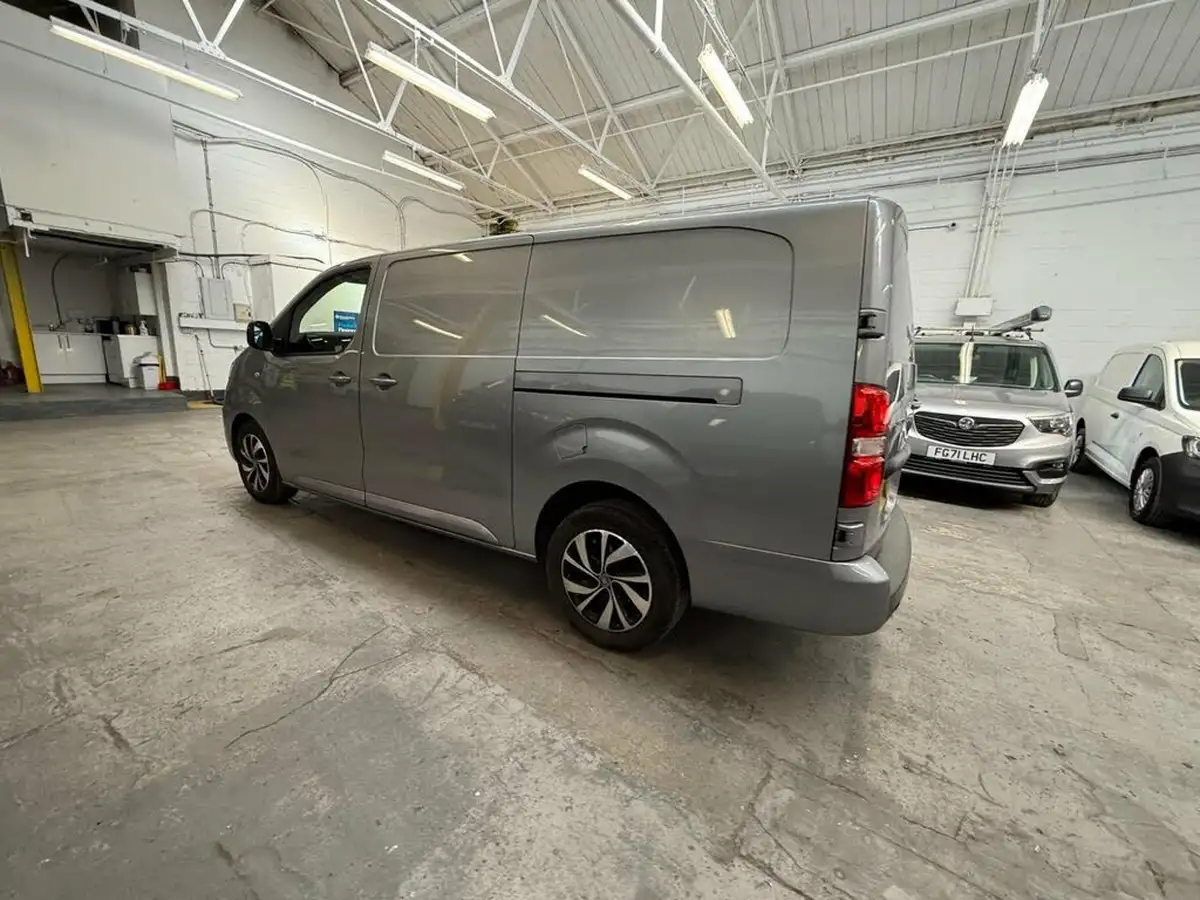 2022-fiat-scudo-20jtd-business-145hpeu6d-lwb-panel-big-20