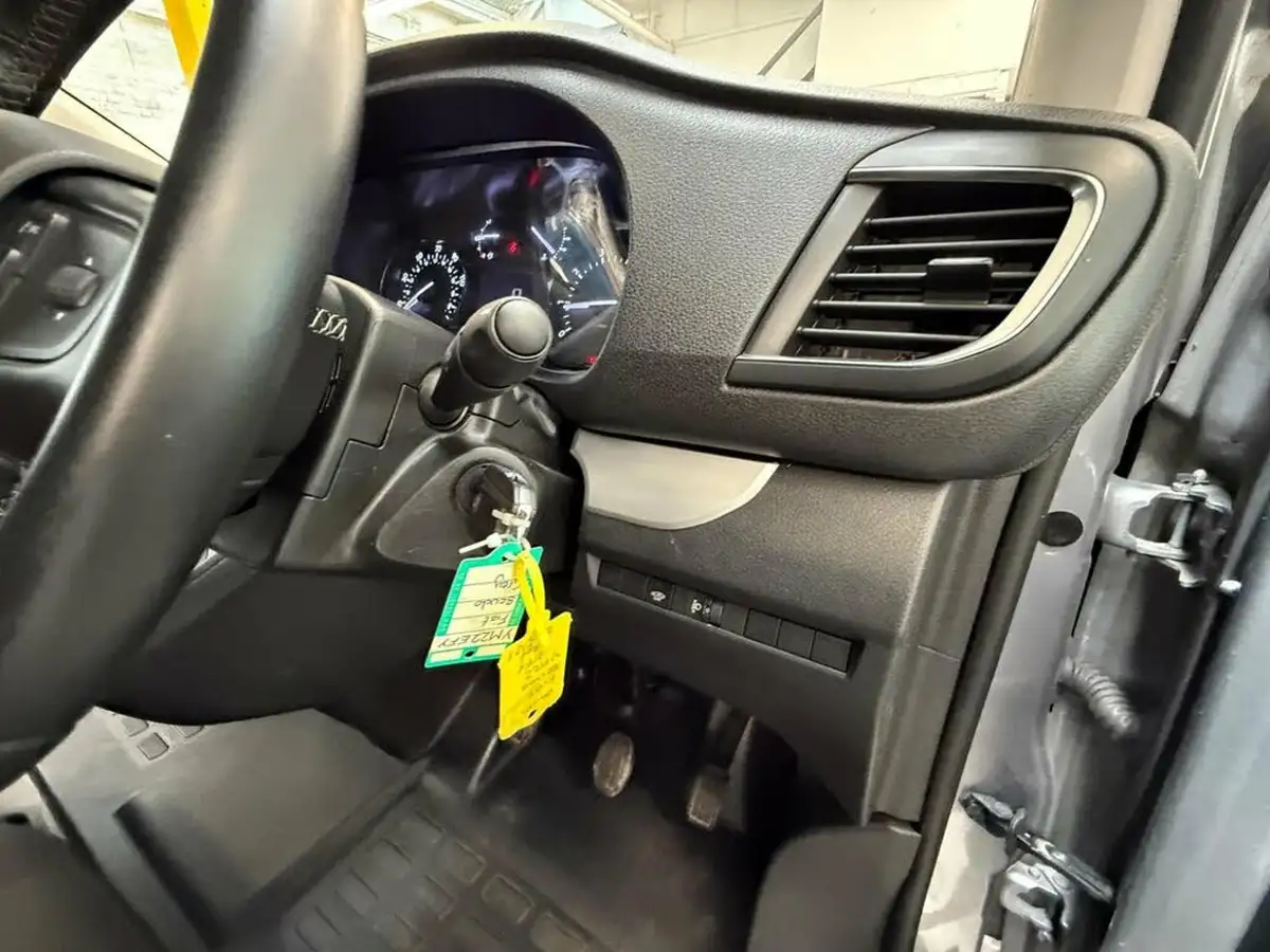 2022-fiat-scudo-20jtd-business-145hpeu6d-lwb-panel-big-48