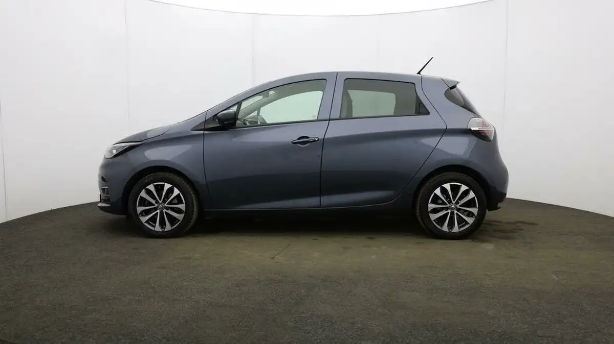 2021-renault-zoe-e-gt-line-big-59