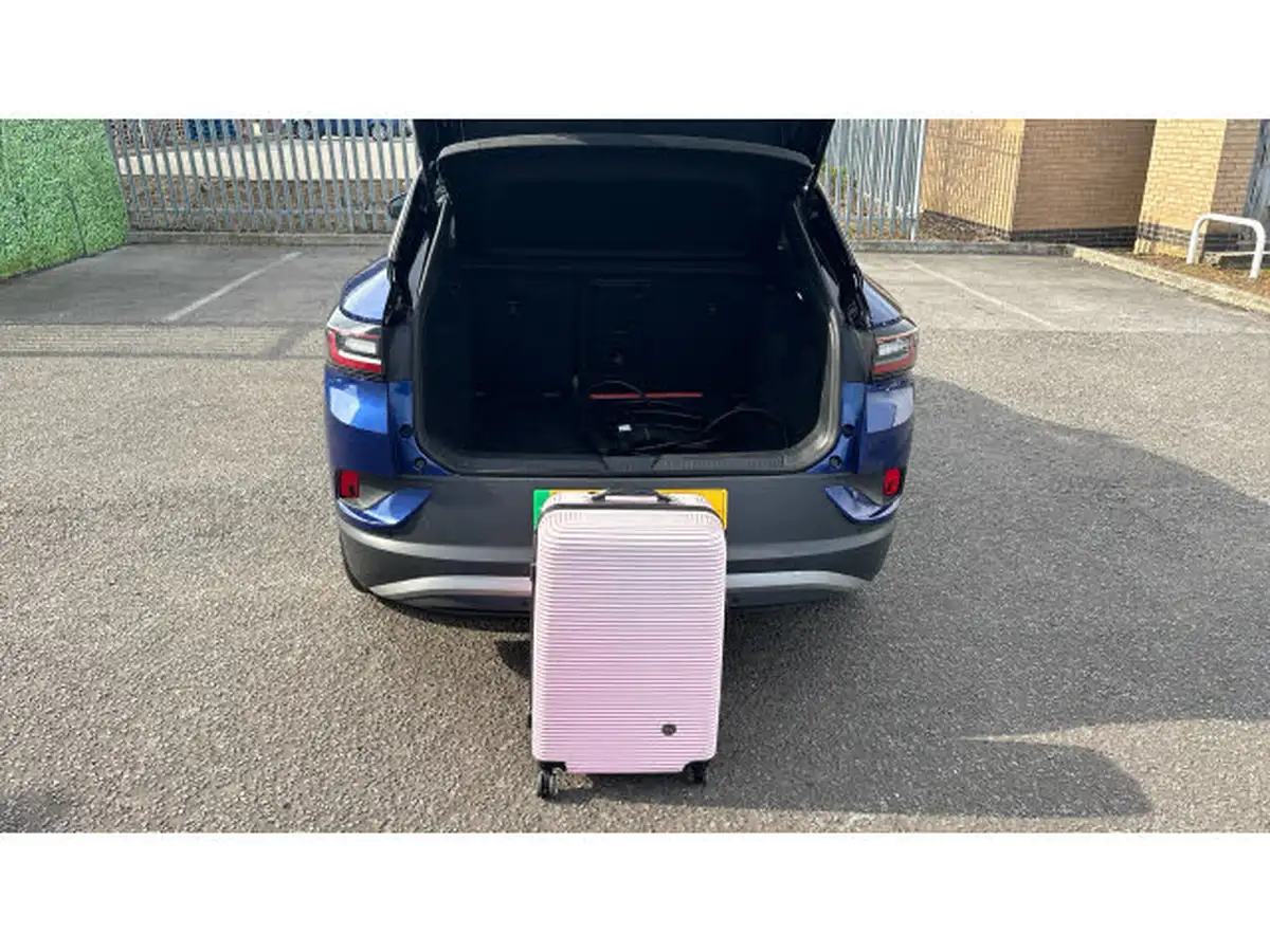 2021-volkswagen-id4-e-first-edition-big-44