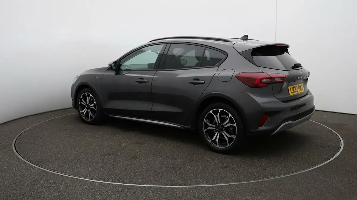 2022-ford-focus-10t-active-vignale-125ps-hybrid-mhev-hatchback-powershift-big-28