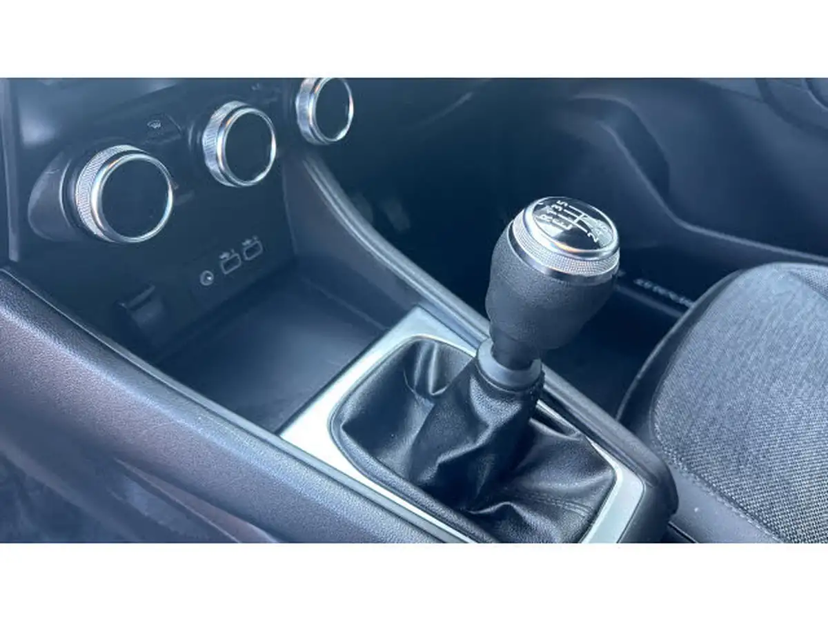 2023-renault-captur-10-tce-rive-gauche-se-big-12