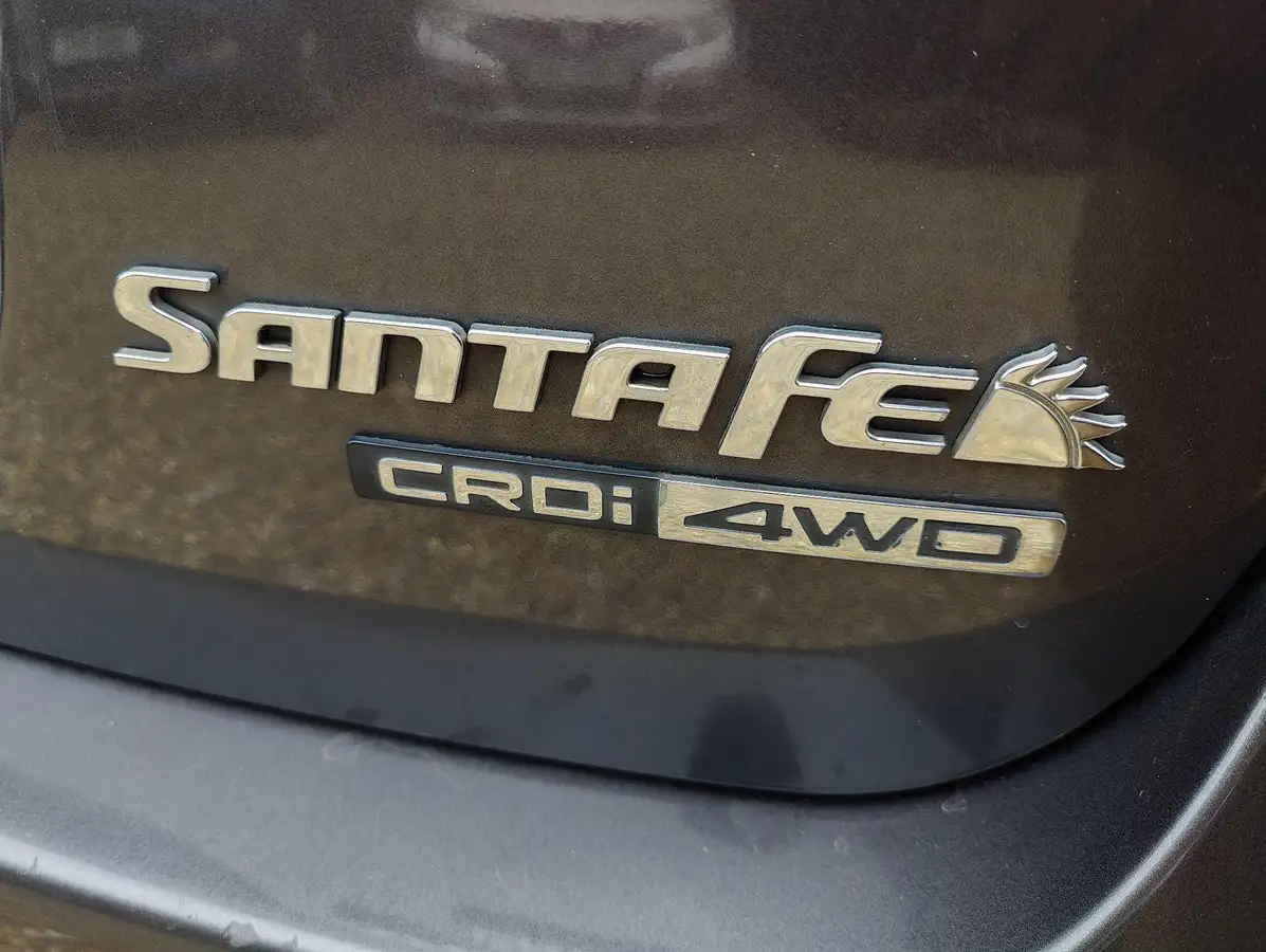 2010-hyundai-santa-fe-22td-style-7st-auto-big-10