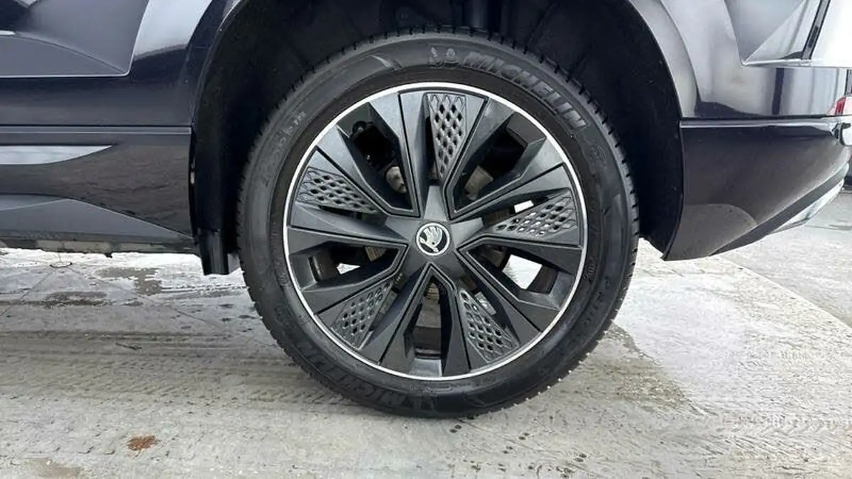 2022-skoda-karoq-15-tsi-sportline-big-34