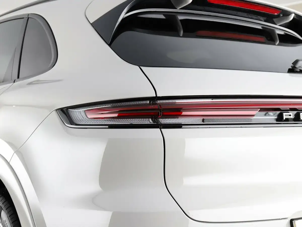 2024-porsche-cayenne-30-v6-353ps-station-wagon-big-46
