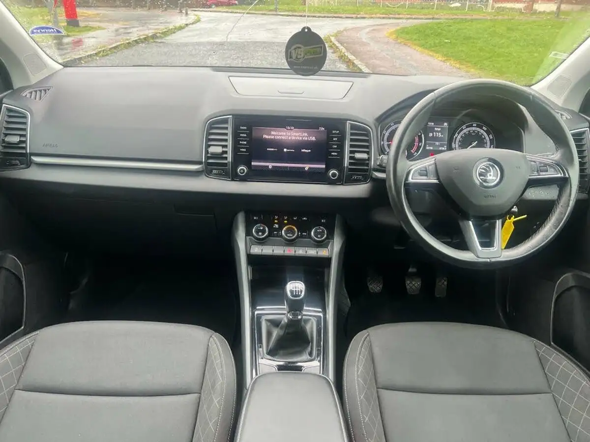 2020-skoda-karoq-10-tsi-se-115ps-big-15
