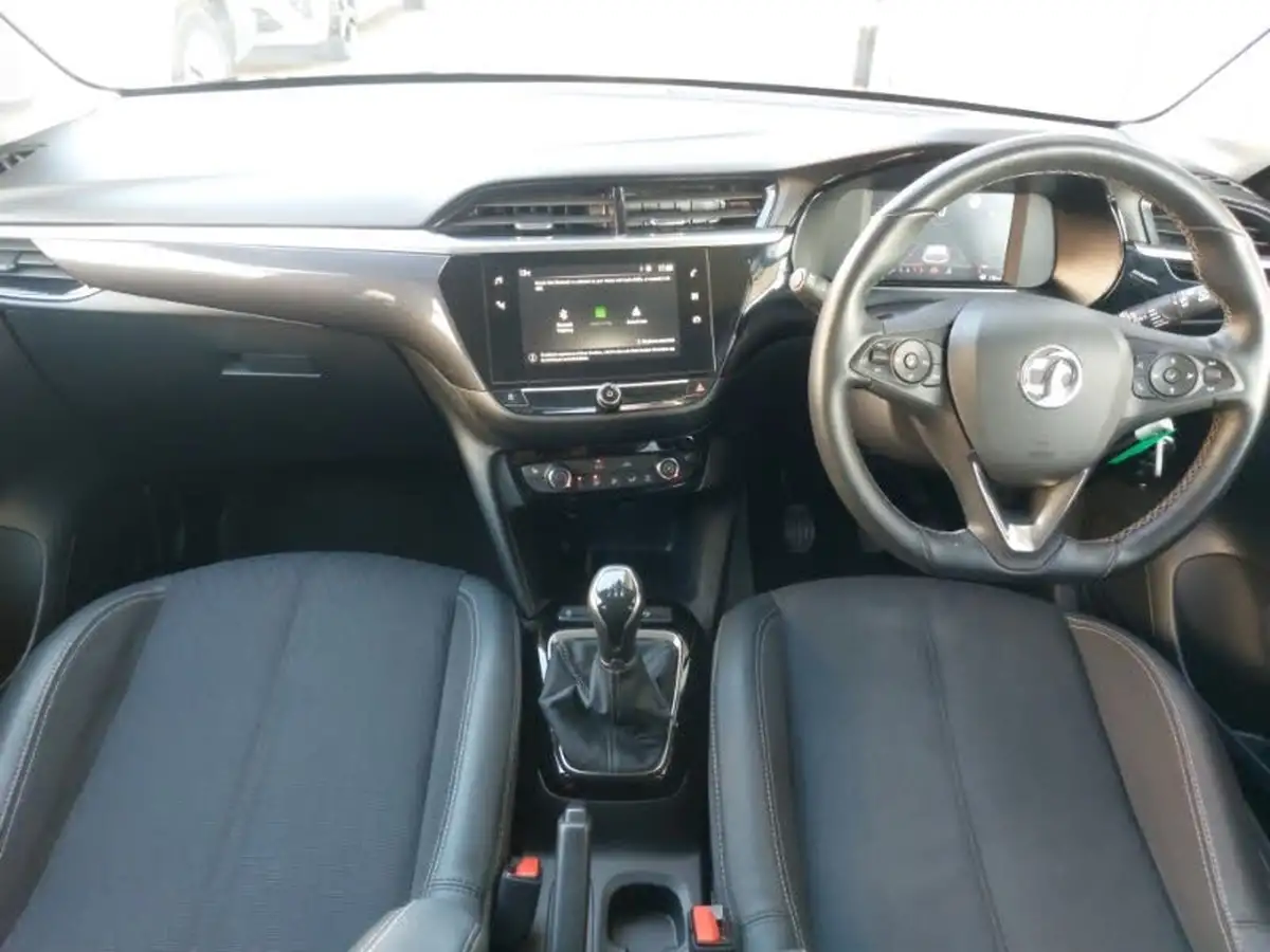 2022-vauxhall-corsa-12i-elite-edition-big-2