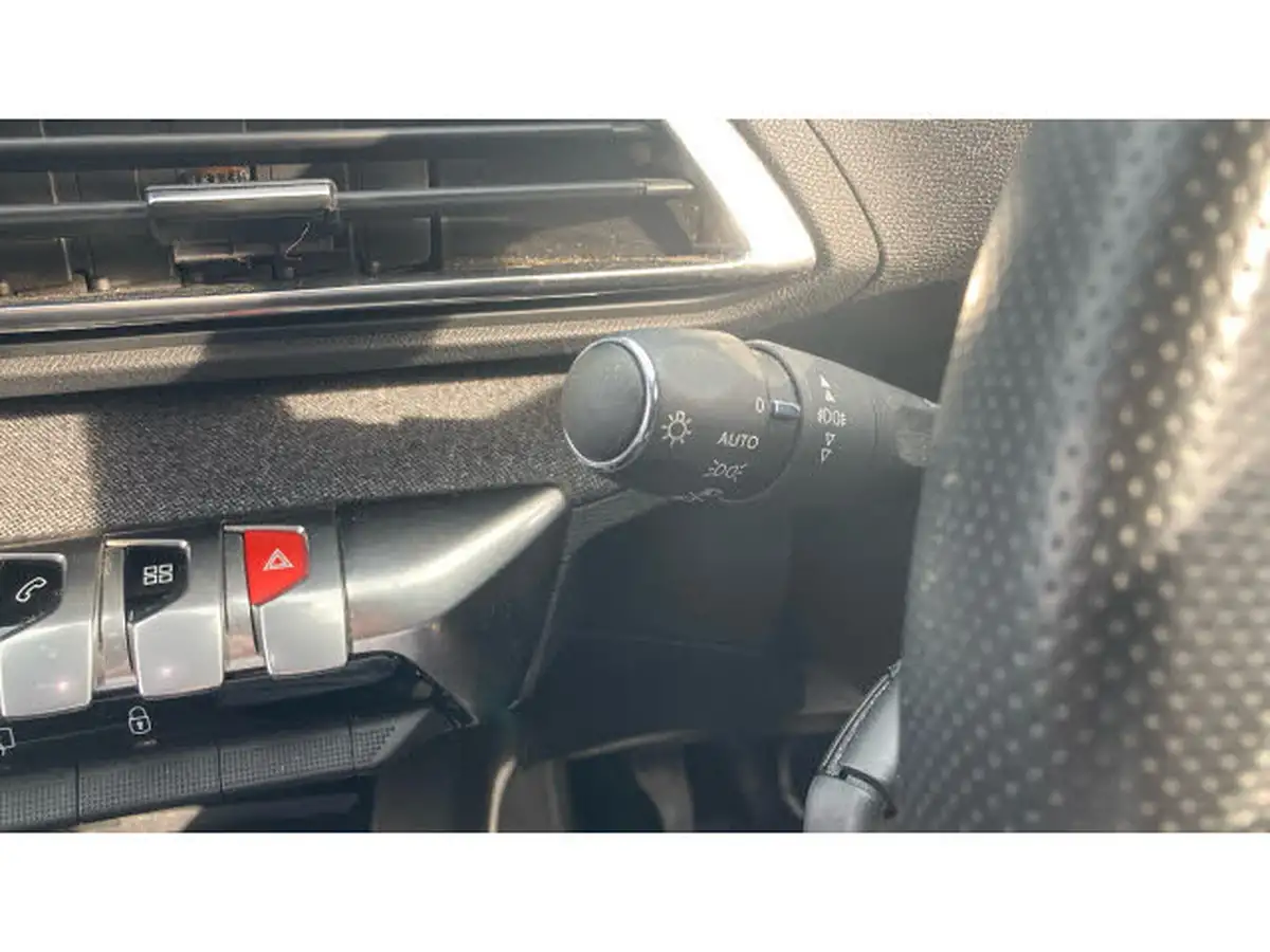2019-peugeot-3008-suv-15-bluehdi-gt-line-big-25