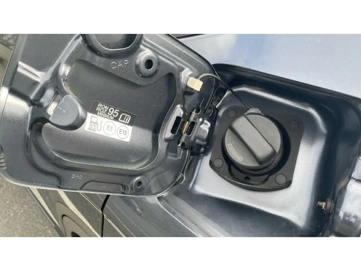 2023-honda-hr-v-15-i-mmd-elegance-big-21