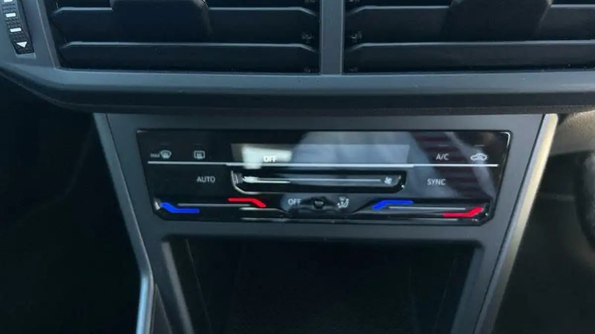 2022-volkswagen-polo-10-tsi-r-line-110ps-dsg-big-15