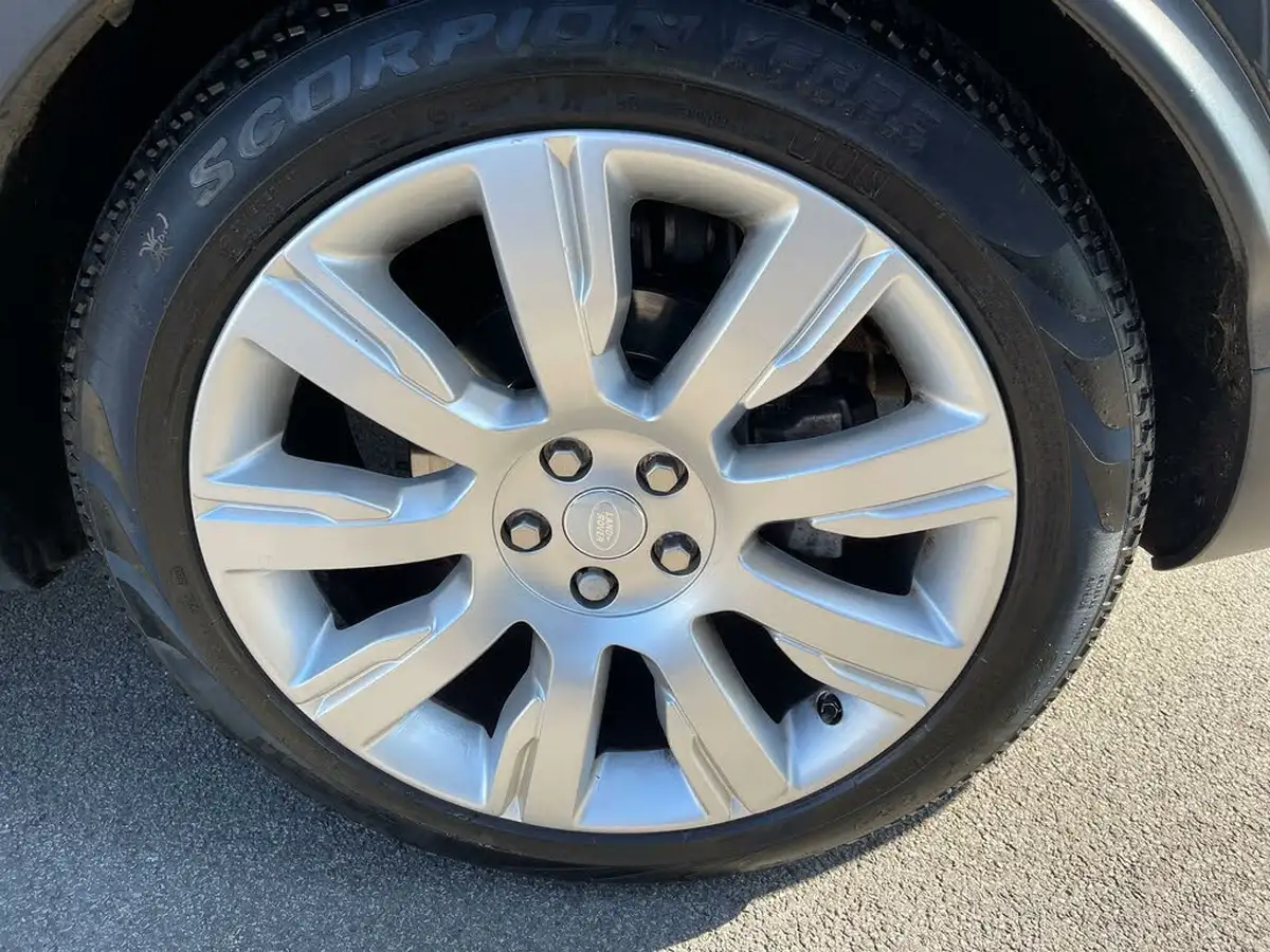2018-land-rover-discovery-30td6-hse-luxury-big-30