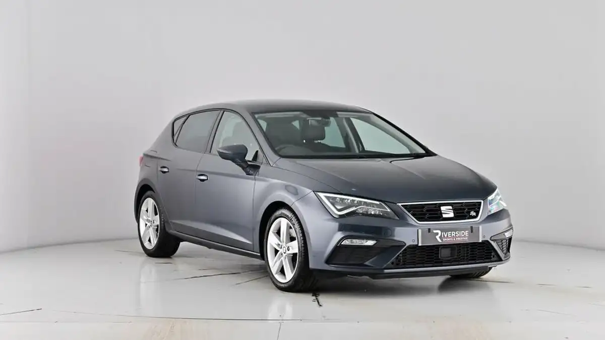 2019-seat-leon-20-tsi-fr-hatchback-big-50