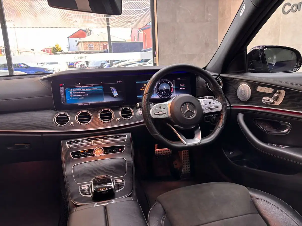 2020-mercedes-benz-e-class-20d-e220d-amg-line-night-edition-premium-plus-saloon-4d-big-15