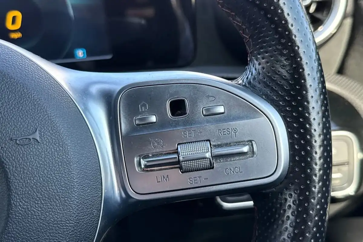 2019-mercedes-benz-a-class-13-a180-amg-line-hatchback-5d-big-32