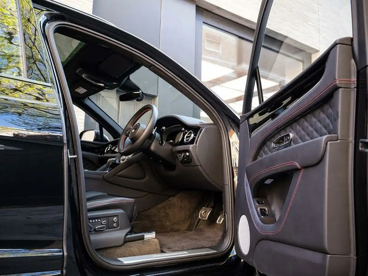 2023-bentley-bentayga-40-v8-big-19