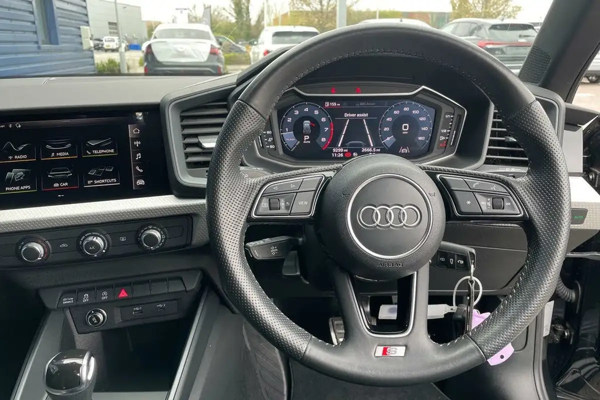 2019-audi-a1-15-35-tfsi-s-line-tronic-big-34