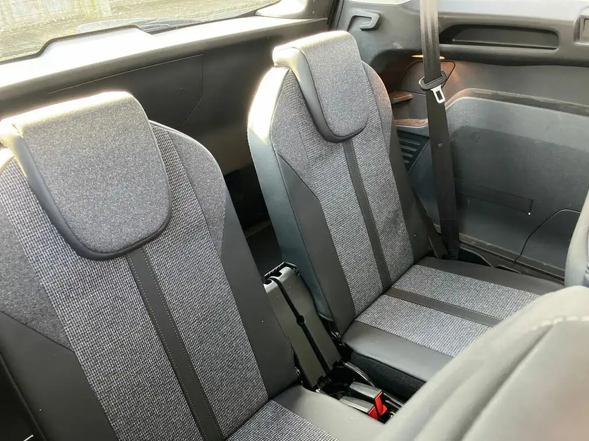 2020-peugeot-5008-suv-12-puretech-allure-eat8-big-22