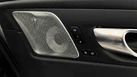 2024-volvo-xc60-20-t8-ultimate-dark-small-32