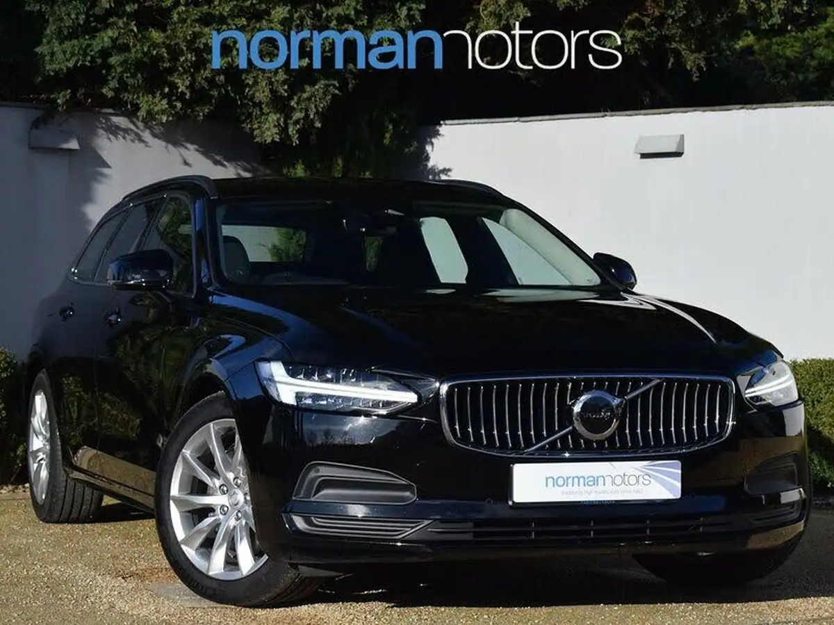 2022-volvo-v90-20td-b4-momentum-big-0