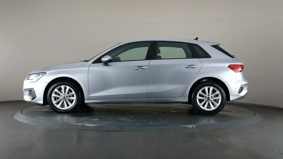 2021-audi-a3-20-30-tdi-technik-big-29