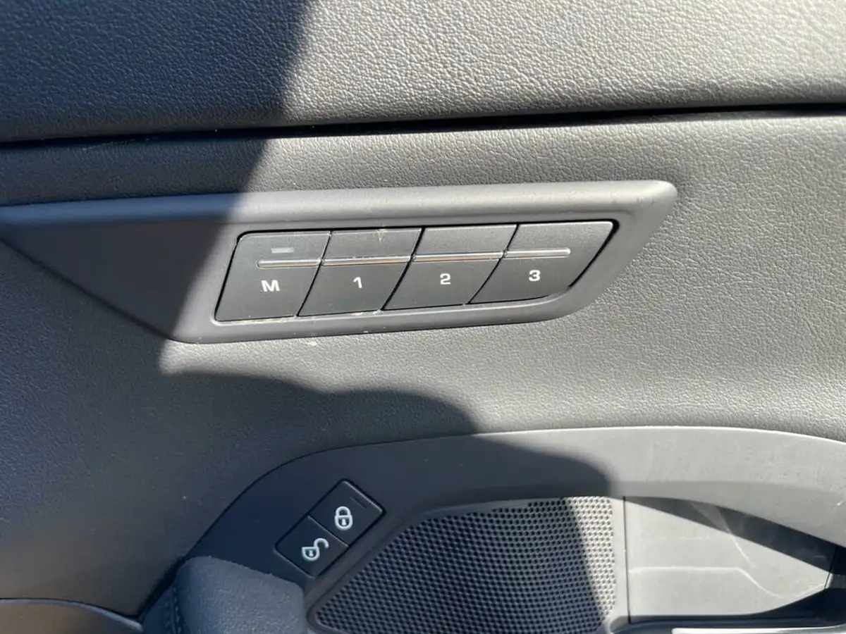 2020-jaguar-e-pace-20-i4d-s-awd-auto-big-17